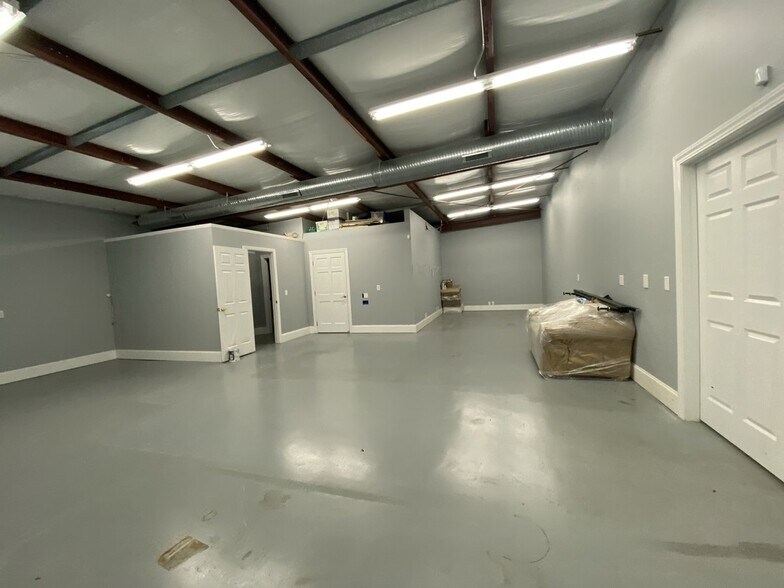 More Photos Of 4832 Highway 162, Hollywood Office For Lease