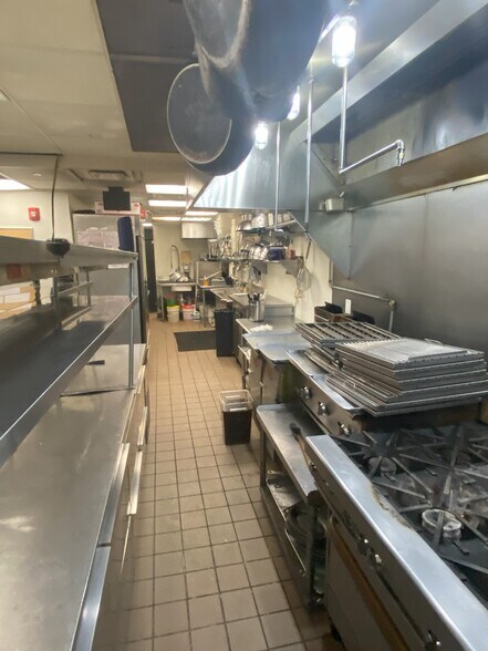More Photos Of 3813-3815 Georgia Ave NW, Washington Restaurant For Sale