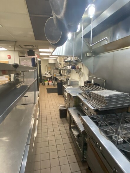 More Photos Of 3813-3815 Georgia Ave NW, Washington Restaurant For Sale
