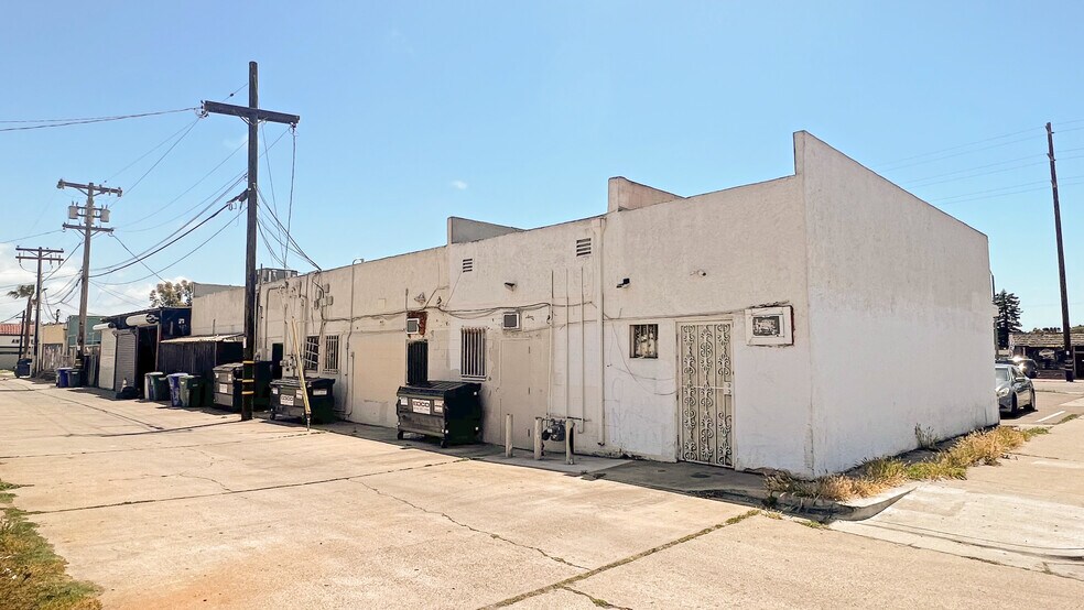 More Photos Of 2301-2305 Highland Ave, National City Freestanding For Lease