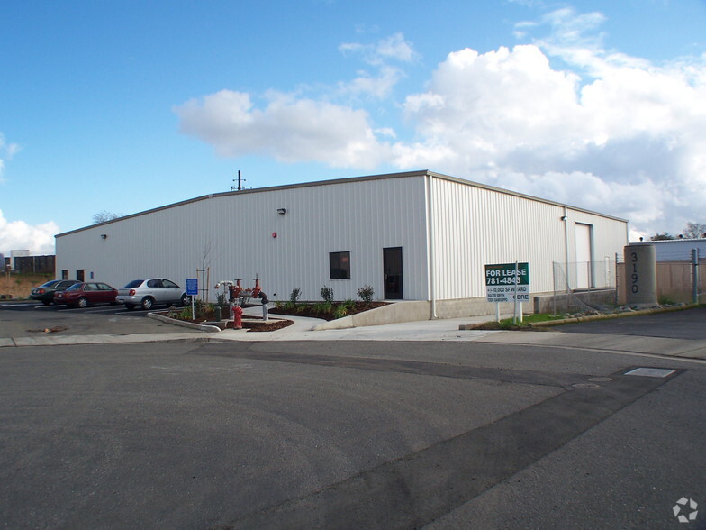 Primary Photo Of 3195 Enterprise Ct, Loomis Warehouse For Lease