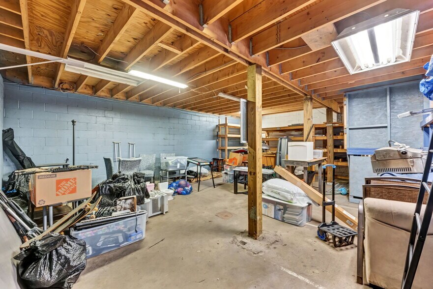 More Photos Of 203 Hershinger Rd, Coraopolis Office For Sale