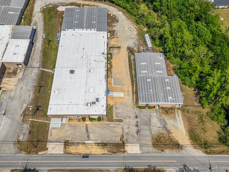 More Photos Of 1200 Hickory Chapel Rd, High Point Light Manufacturing For Sale