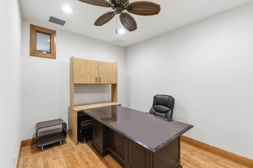 More Photos Of 4495 N Military Trl, Jupiter Medical For Lease