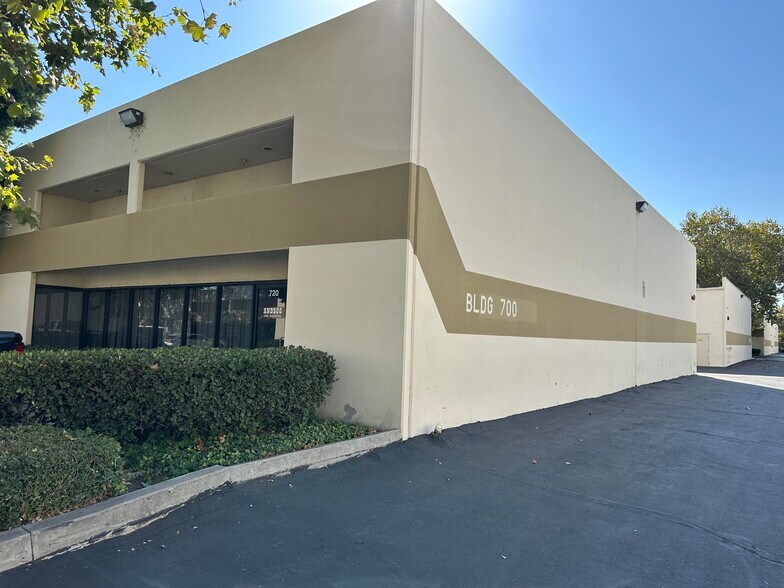 Primary Photo Of 10722 Arrow Route, Rancho Cucamonga Light Manufacturing For Sale