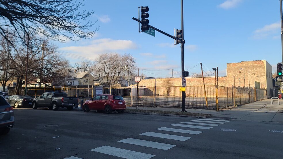 More Photos Of 4252 S Western Ave, Chicago Land For Lease
