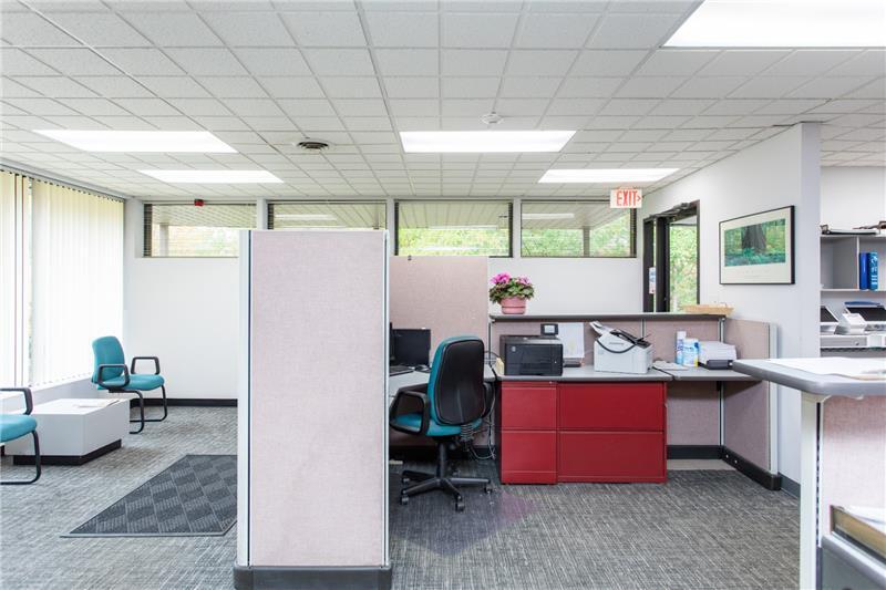 More Photos Of 601 Columbia St, Cohoes Office For Sale