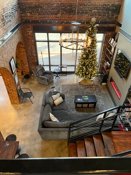 More Photos Of 534 2nd St, Macon-Bibb Storefront Retail Office For Sale