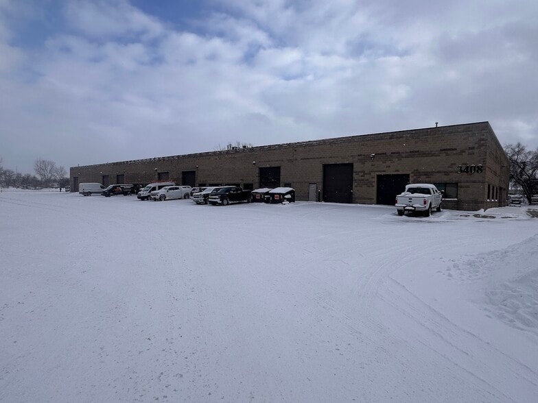 More Photos Of 3408 Busch Dr SW, Grandville Manufacturing For Sale
