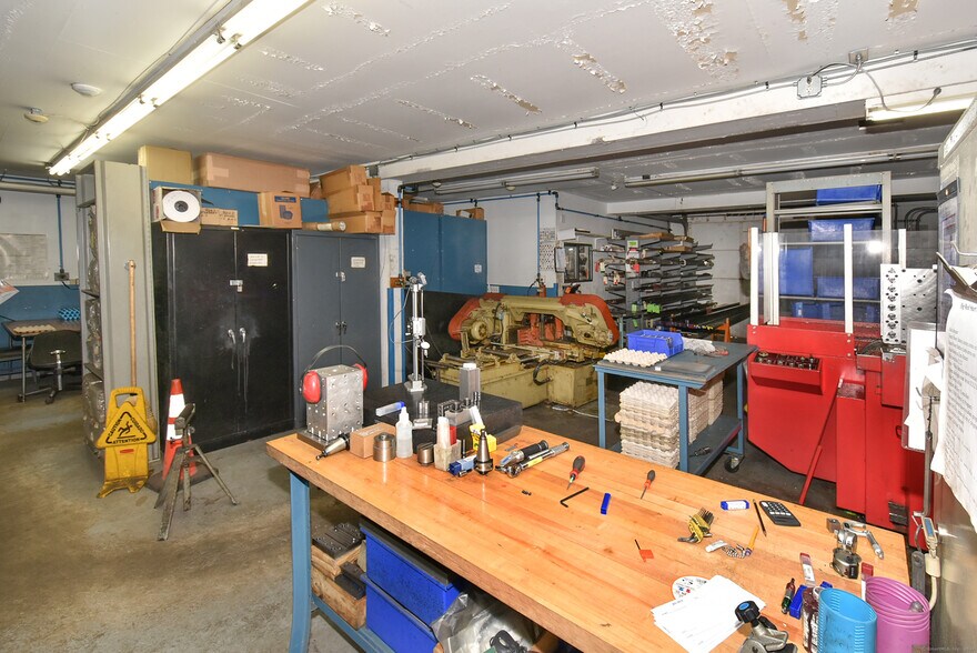 More Photos Of 712 Bread and Milk St, Coventry Manufacturing For Sale