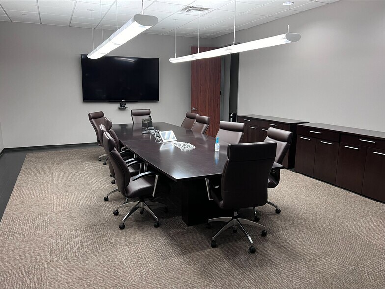 More Photos Of 390 Benmar Dr, Houston Office For Sale