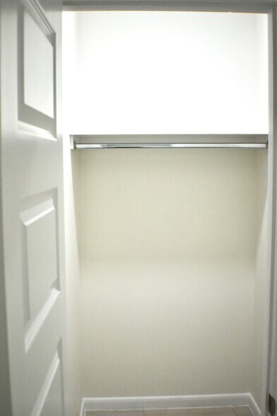 More Photos Of 2608 E Israel Ave, Alton Multifamily For Sale