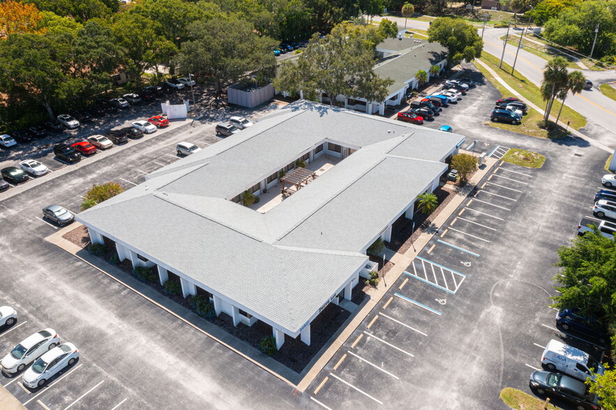 More Photos Of 34921 US Hwy 19 N, Palm Harbor Office Residential For Sale
