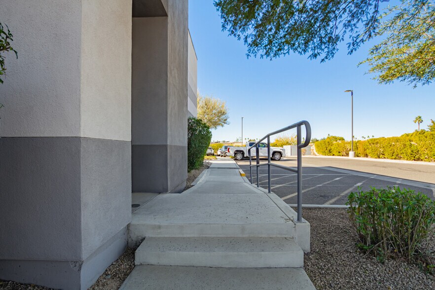 More Photos Of 13404 N Del Webb Blvd, Sun City Medical For Lease