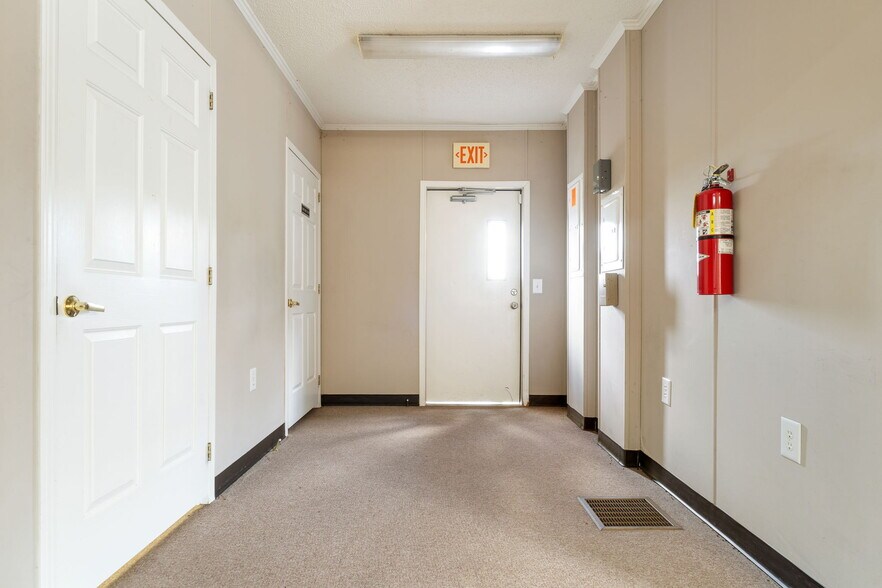 More Photos Of 5674 AL Highway 68, Collinsville Bank For Sale