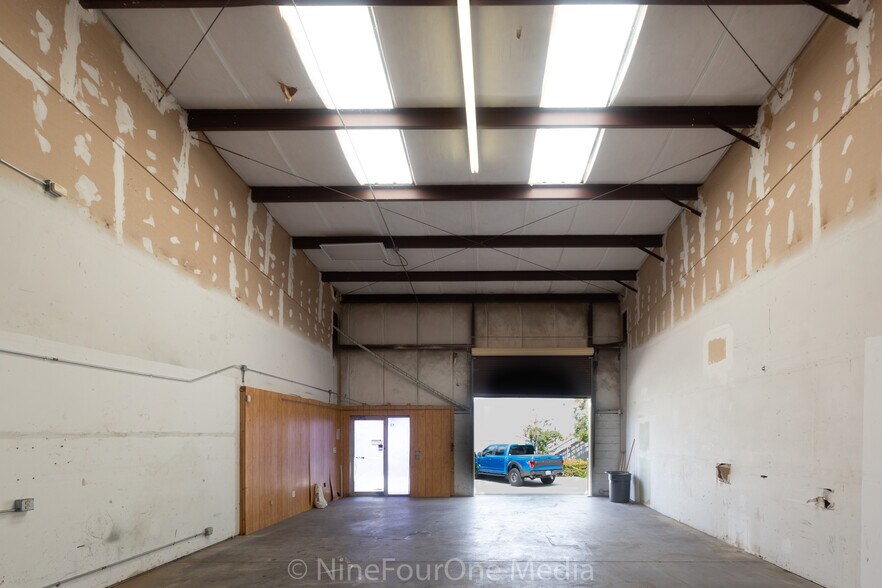 More Photos Of 11215 St Johns Industrial Pky, Jacksonville Warehouse For Lease