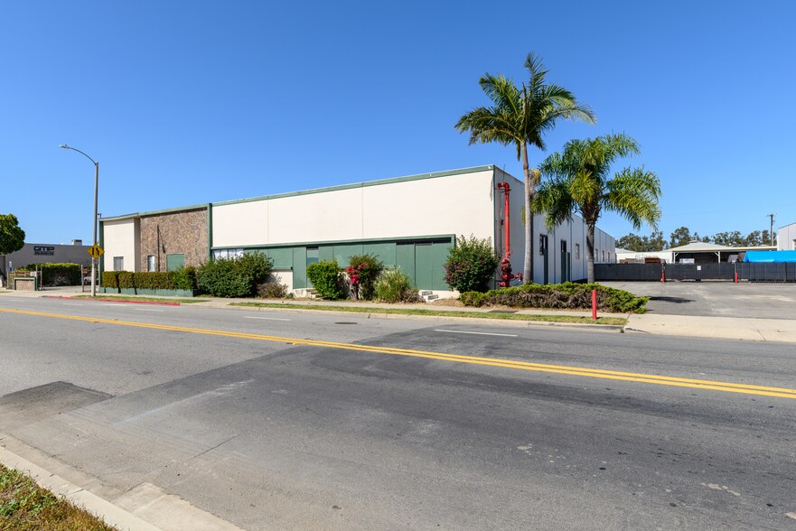 Primary Photo Of 2221 Statham Blvd, Oxnard Warehouse For Sale