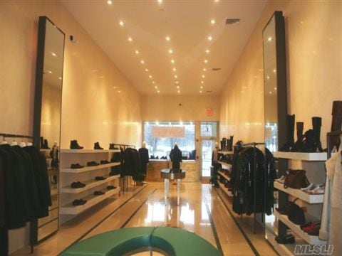 More Photos Of 7947 Jericho Tpke, Woodbury General Retail For Lease
