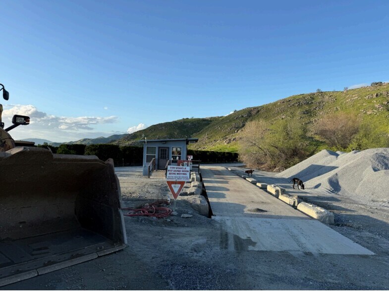 More Photos Of Avenue 328 Ave, Lemon Cove Land For Sale