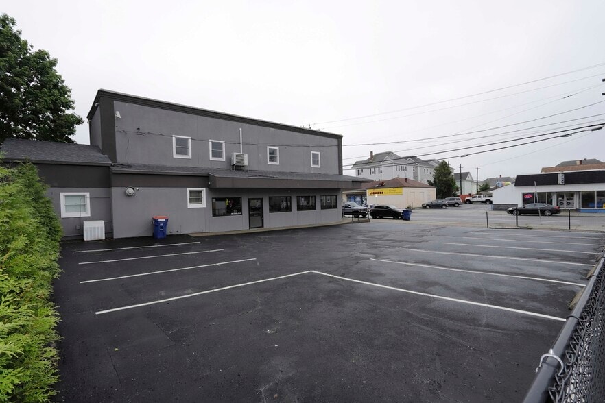 More Photos Of 489 Ashley Blvd, New Bedford Freestanding For Sale