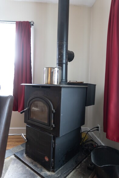 More Photos Of 2800 NY-49, West Monroe Auto Repair For Sale