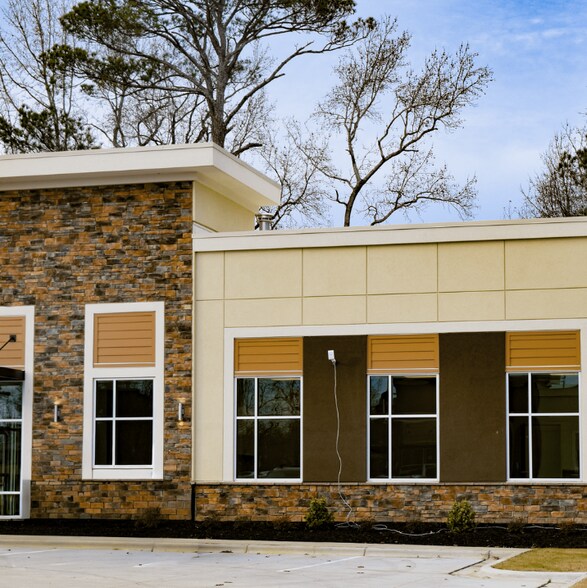 More Photos Of 111 Logan Ct, Angier Medical For Lease