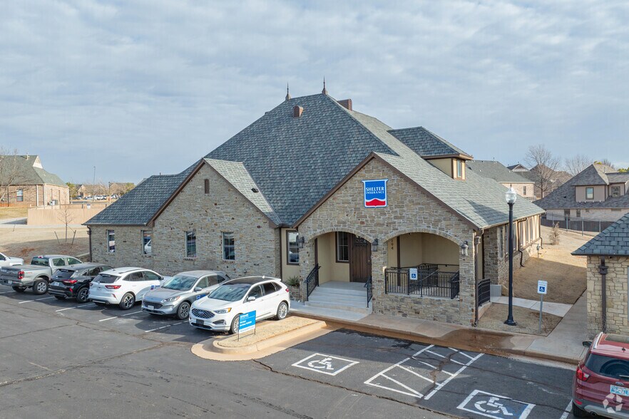 Primary Photo Of 13194 N MacArthur Boulevard, Oklahoma City Office For Sale