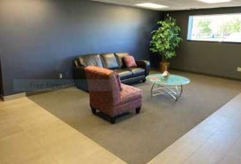 More Photos Of 4352 Willow Dr, Medina Service For Lease