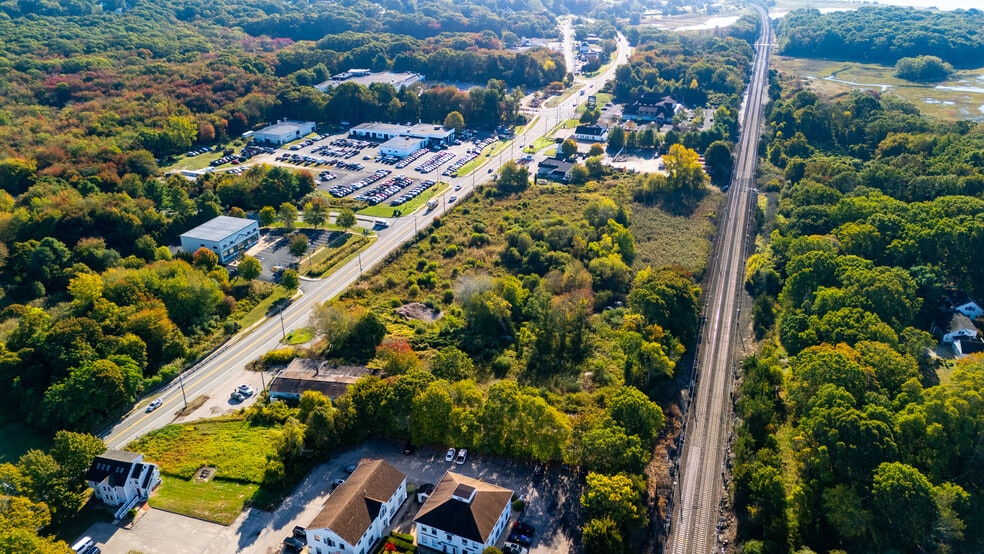 More Photos Of 16-20 Stonington Rd, Stonington Land For Sale