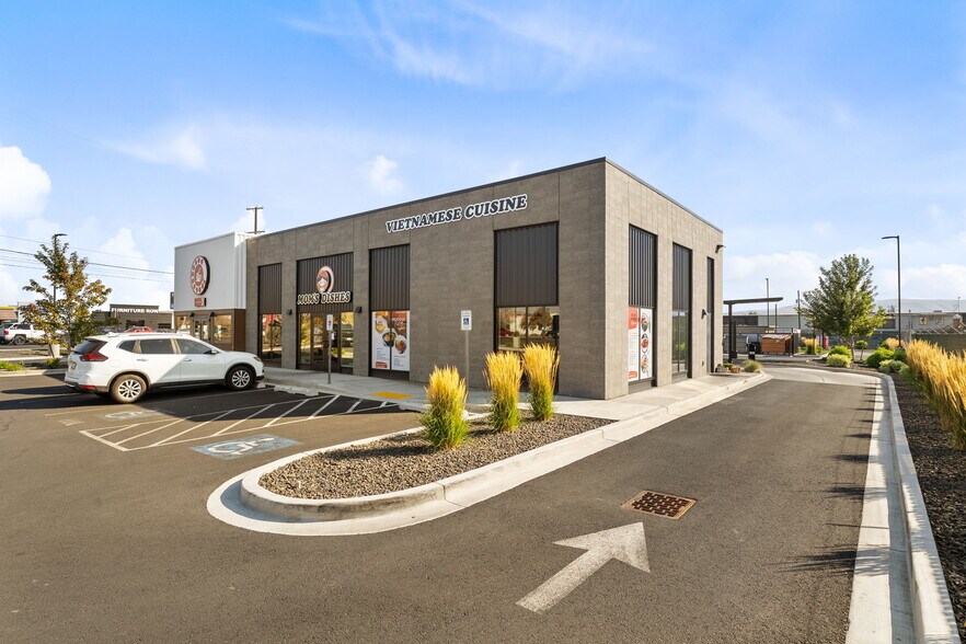 More Photos Of 1802 1st, Yakima Restaurant For Sale
