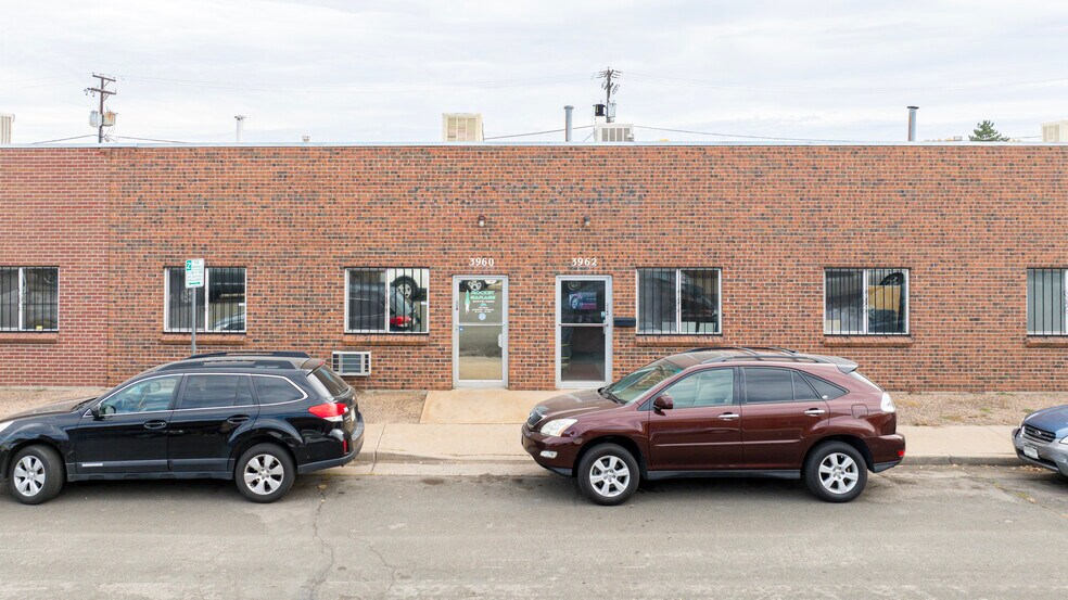 More Photos Of 3940-3966 S Mariposa St, Englewood Manufacturing For Lease