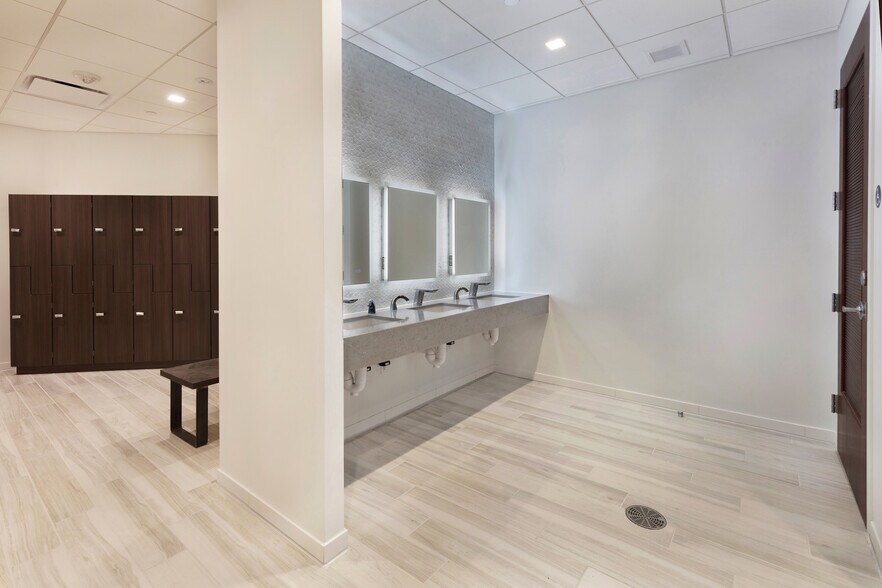 More Photos Of 6120 Executive Blvd, Rockville Office For Lease