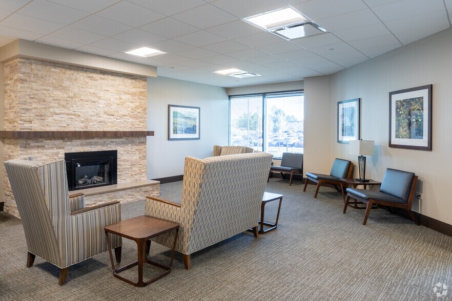 More Photos Of 1411 S Potomac St, Aurora Unknown For Lease