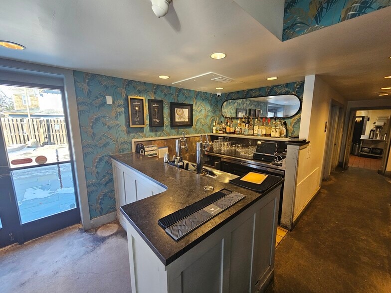 More Photos Of 4537 S Nicollet Ave, Minneapolis Freestanding For Sale