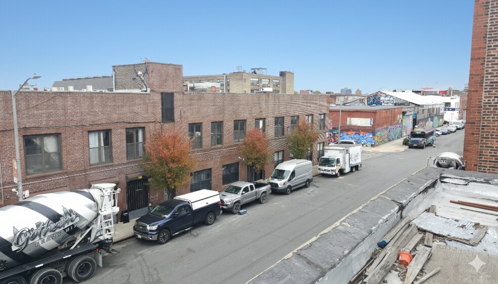 More Photos Of 342 Ten Eyck St, Brooklyn Warehouse For Lease