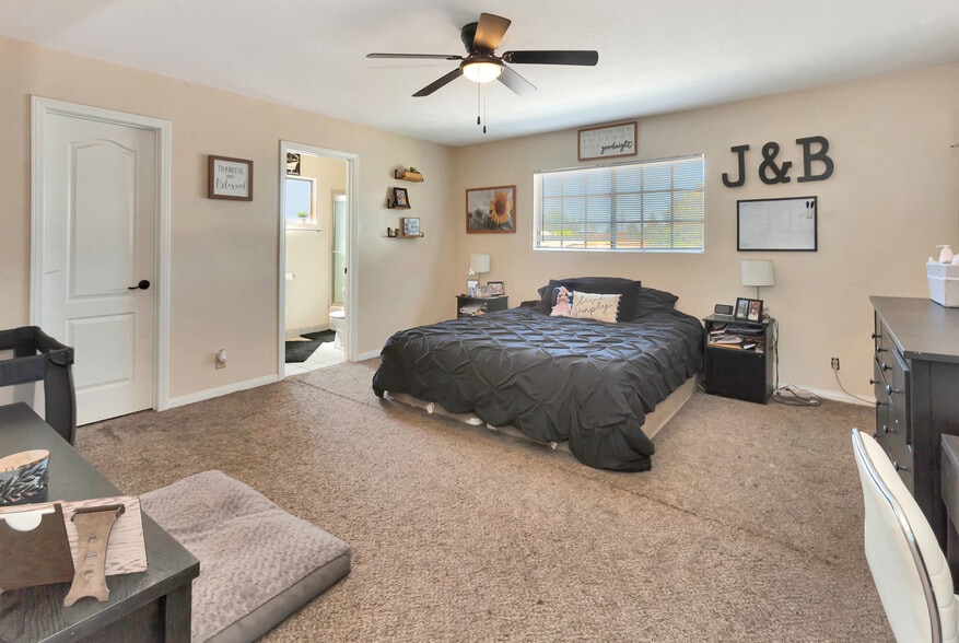 More Photos Of 12725 Barlin Ave, Downey Apartments For Sale
