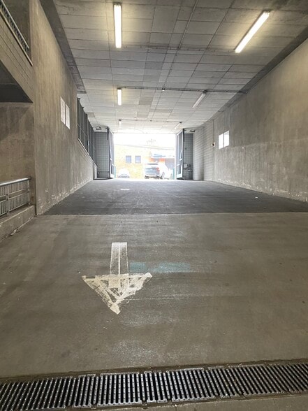 More Photos Of 31 South St, Mount Vernon Light Manufacturing For Lease