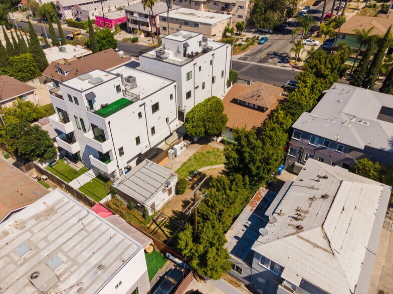 More Photos Of 4458 Maplewood Ave, Los Angeles Multifamily For Sale