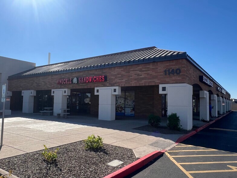 More Photos Of 1122 N Higley Rd, Mesa Storefront For Lease