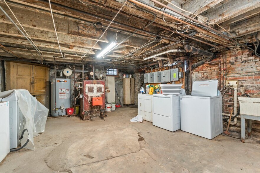 More Photos Of 645 Washington Blvd, Baltimore Apartments For Sale