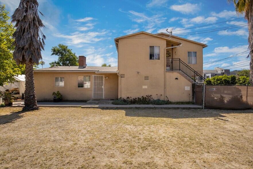 More Photos Of 11234 Hatteras St, North Hollywood Apartments For Sale