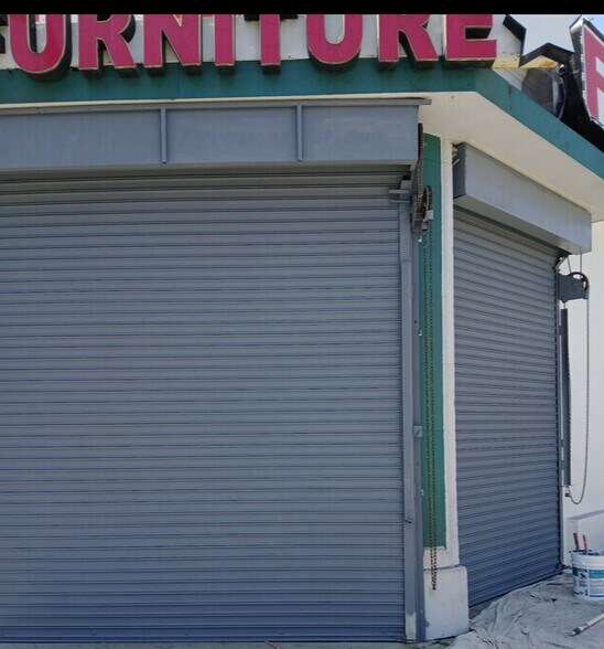 More Photos Of 5901 S Vermont Ave, Los Angeles Storefront For Lease