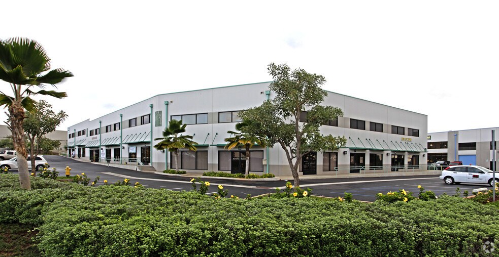More Photos Of 94-1388 Moaniani St, Waipahu Light Distribution For Lease