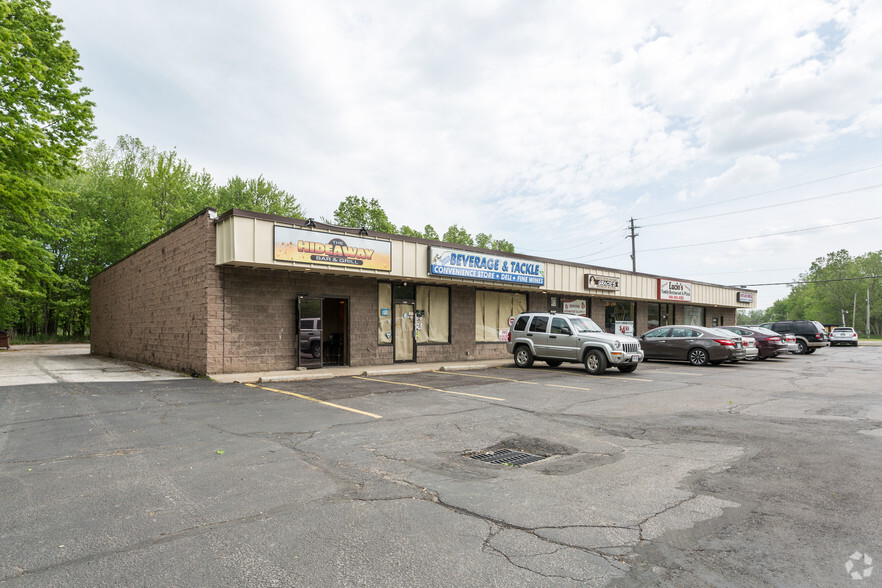 Primary Photo Of 35575-35581 Lake Shore Blvd, Eastlake Unknown For Lease