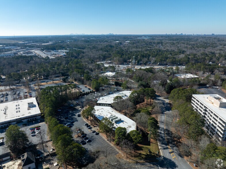 More Photos Of 6075 The Corners Pky, Peachtree Corners Office For Lease