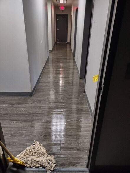 More Photos Of 5322 Snapfinger Park Dr, Atlanta Office For Lease