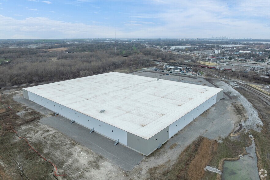 More Photos Of 24 Marble St, Hammond Warehouse For Sale