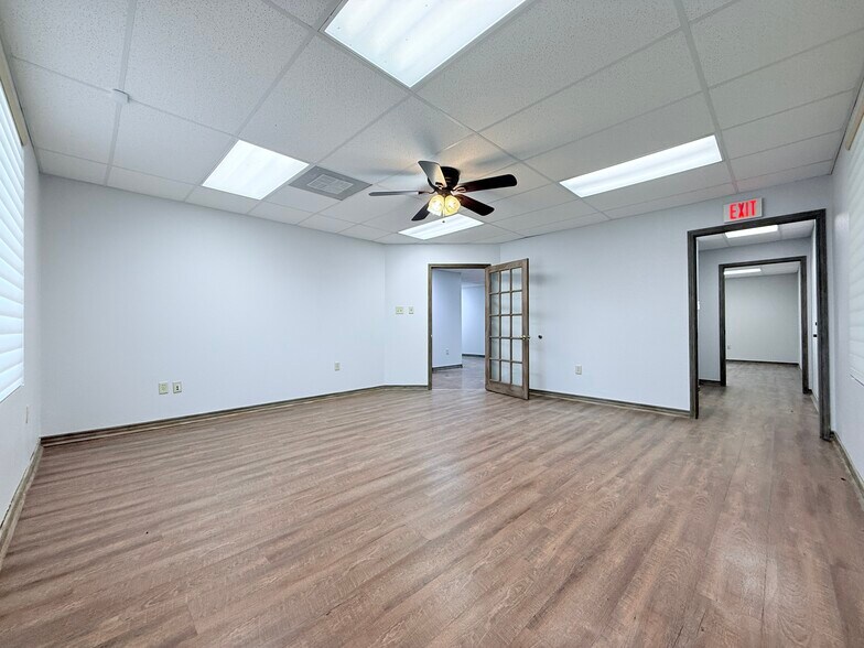 More Photos Of 2281 N Masch Branch Rd, Denton Office For Lease