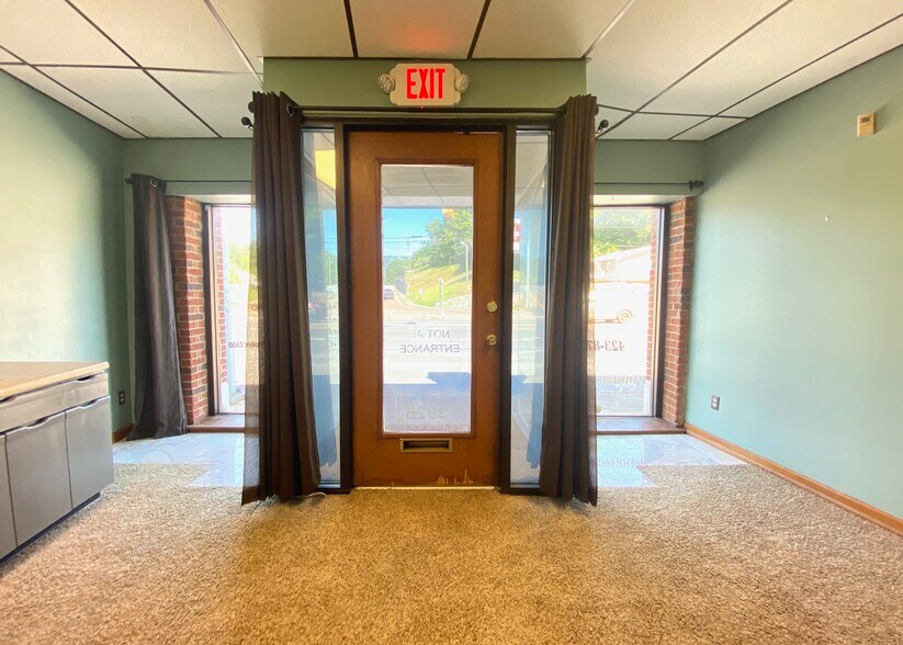 More Photos Of 3928 Dayton Blvd, Chattanooga Storefront For Sale