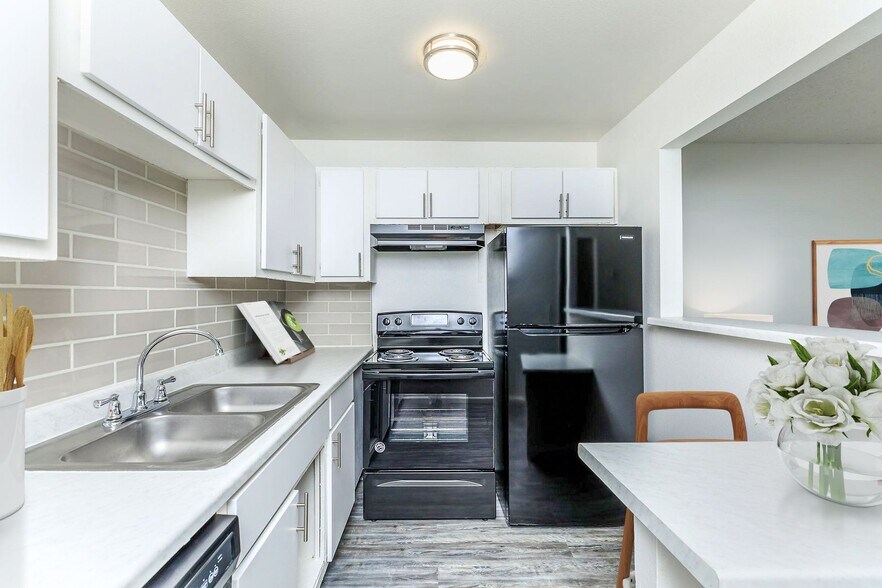 More Photos Of 40 E Sunland Ave, Phoenix Apartments For Sale